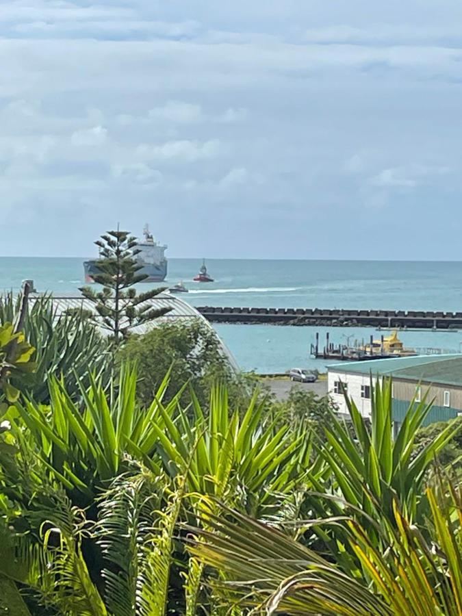 Sea Views Walk To Beaches New Plymouth Exterior photo